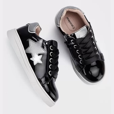 Mayoral Кецове в черно за мини момиче с връзки и сребристи звезди Mayoral