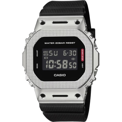 Casio GM-5600M-1ER