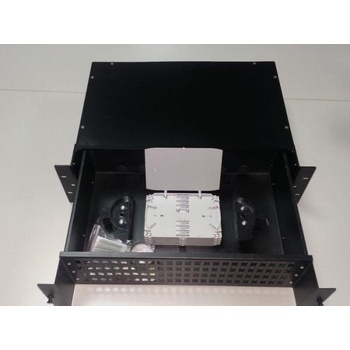 MegaF Оптичен пач панел (ODF) за 96 симплексни SC адаптера, незареден, изтеглящ се, Conneu (999319)