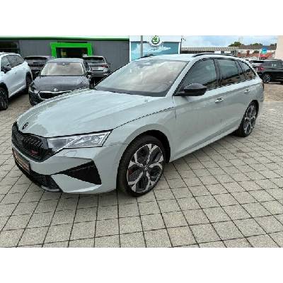 Skoda Octavia Combi RS DSG 195 kW