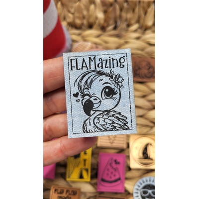 Koženkový štítok Plameniak FLAMazing Materiál/farba: LASER lesklá šedá