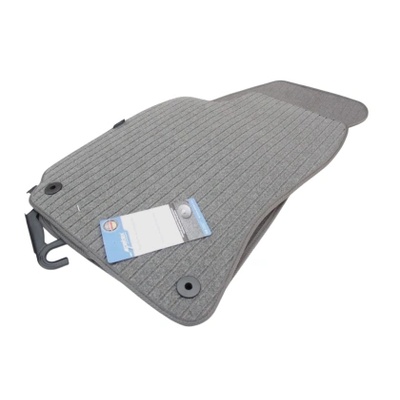 Petex Мокетни стелки за VW Passat B5 / B5.5 (1997-2005) - сиви с кръгли щипки