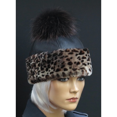 Splus dámská kožešinová čepice s bambulí z mývalovce 4782 napalan