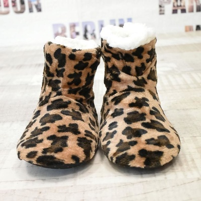 Detské topánky hnedé papuče LEOPARD