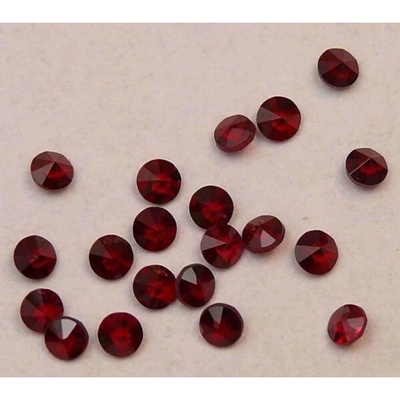 Český granát broušený 1,5mm