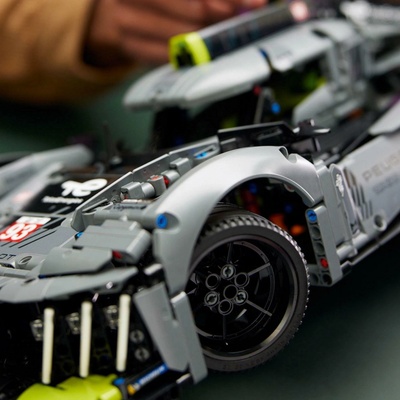 LEGO® Technic 42156 PEUGEOT 9X8 24H Le Mans Hybridný hypercar