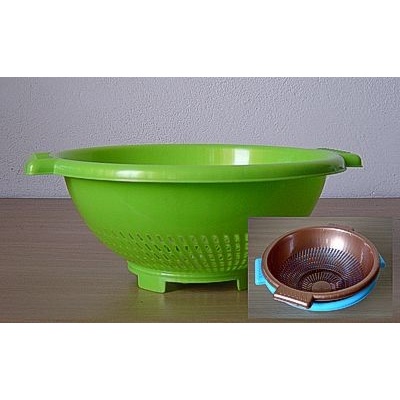 Cedník stojací 23 cm plast