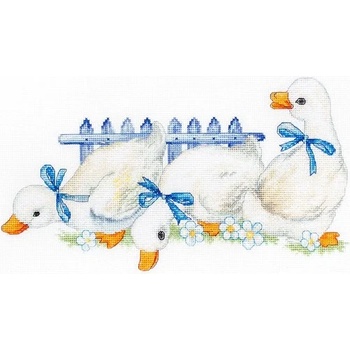 Luca-S Гъски в реката - гоблен със схема b1143