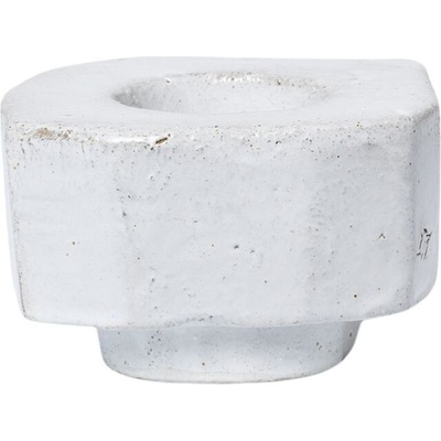 ferm LIVING Свещник за класическа свещ Kurinu бял (1104270065)