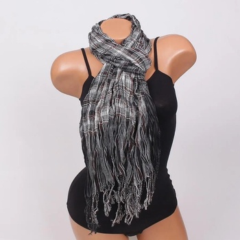 Image 1 of Дамски шал с трицветен десен в черно, бяло и кафяво