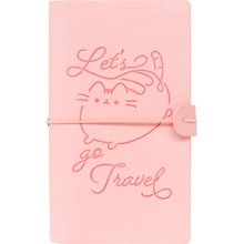 CurePink Pracovní poznámkový blok Pusheen Let's Go Travel 19,5 x 12 cm CTBV007