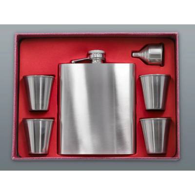 Súprava ALCO ploskačka 540 ml + 4ks štamperlíkov 80 ml