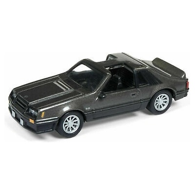 Johnny Lightning Ford Mustang GT 1982 tm.šedá 1:64