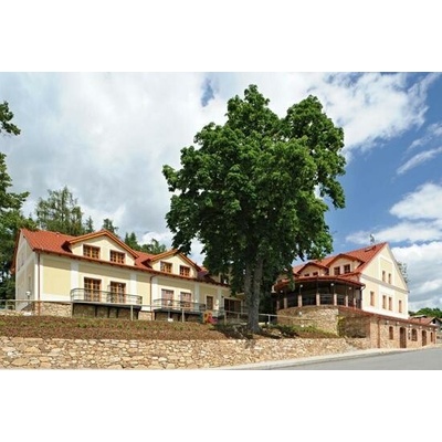 Senzační wellness víkend v Hotelu Gold**** v jižních Čechách se snídaní pro 2 osoby na 2 noci