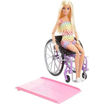 Barbie Modelka na invalidnom vozíku v kockovanom overale