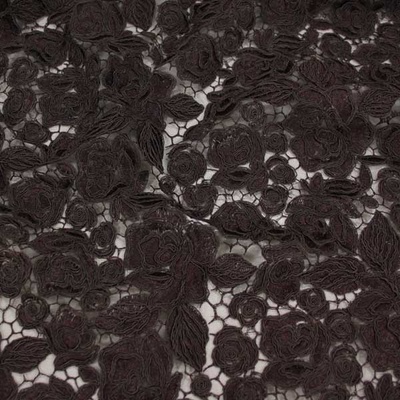 Čipka, tyl bordó s výšivkou S.125