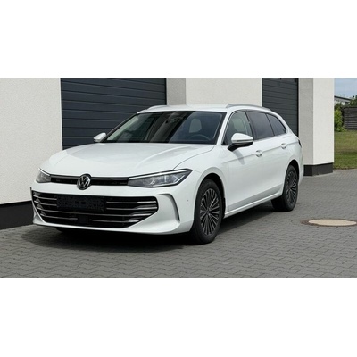 Volkswagen Passat Variant 1.5 eTSI Elegance DSG 110 kW