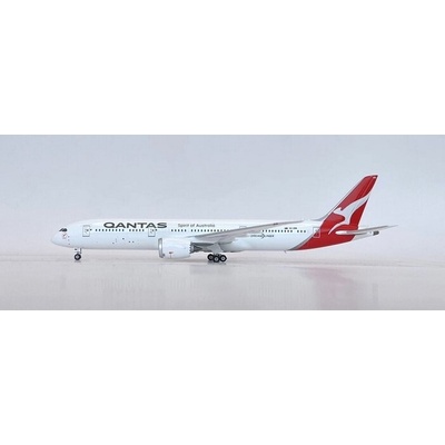 Phoenix B787-9 Qantas Airways 2010s Colors Named Snowy River 1:400
