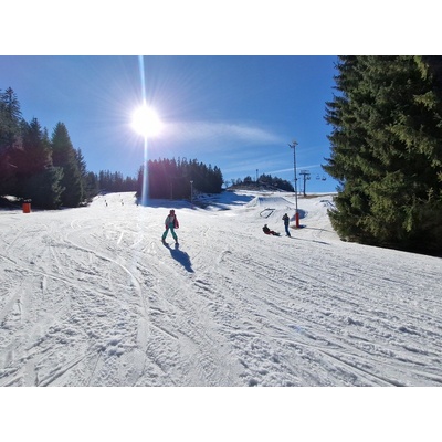 Kurz lyžovania a snowboardingu na Donovaloch