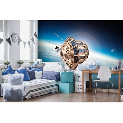 DIMEX ART Самозалепваща се флизелинова фототапета сателит в орбита 375 x 250 см