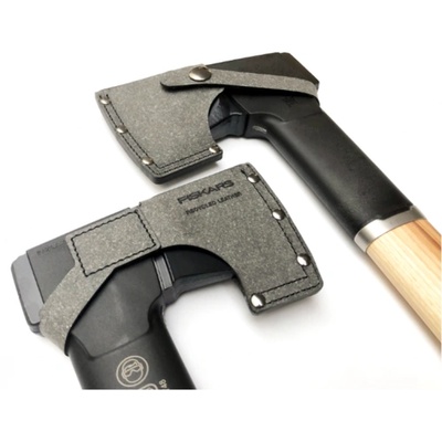 Fiskars Къмпинг сет: Брадва за къмпинг Norden N7 + предпазител за острието (1051147)