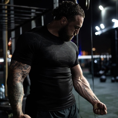 GymBeam Безшевна тениска Static Black XL