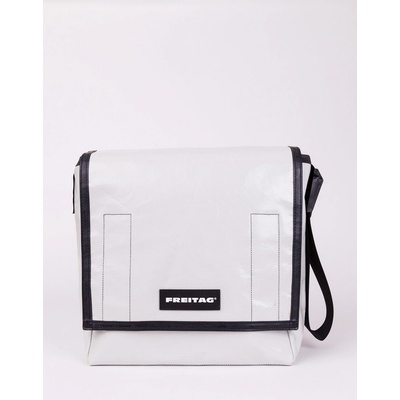 Freitag F21 Nightclub