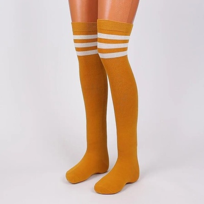 Дамски 7/8 памучни чорапи в цвят горчица с бели ленти