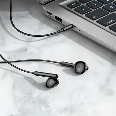 Hoco Wire Earphones Jack 3,5 mm With Microphone M93