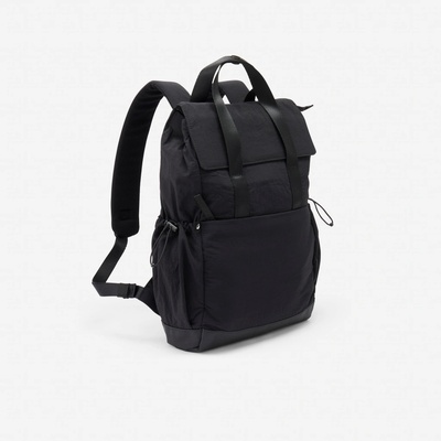Decathlon s kapsou na notebook malý černá 10 l