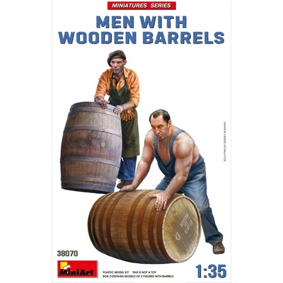 MiniArt Men w/ Wooden Barrels 1:35