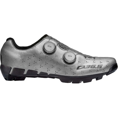 Q36.5 Unique Adventure Shoes