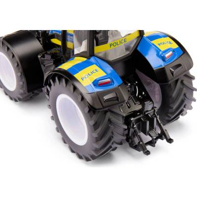 SIKU Farmer policejní traktor New Holland 1:32