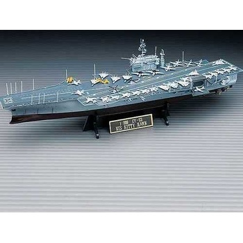 Kitty Hawk Academy Model Kit loď 14210 USS CV-63 36-14210 1:800