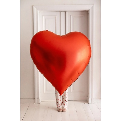 PartyDeco Fóliový balón XXL Srdce červené 136 x 129 cm
