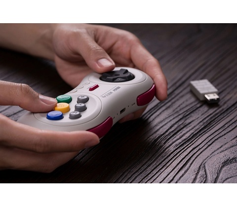 8BitDo M30 RET00367
