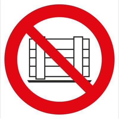 Podlahová značka – zákaz odkládání materiálů ISO 7010