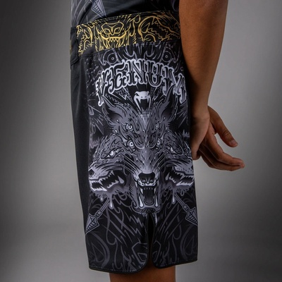 Detské bojové šortky Venum Wolf Atak Black/Grey