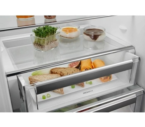 Electrolux ENN3074EFW