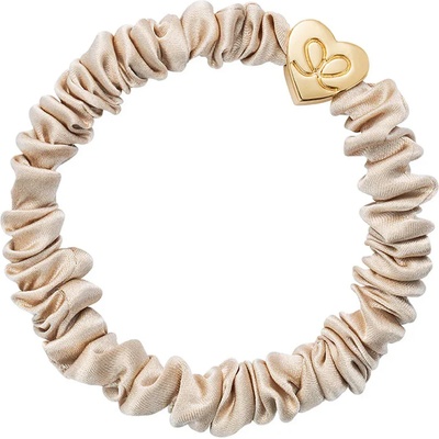 By Eloise London Gold Heart Skinny Silk Scrunchie цвят Sand