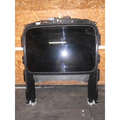 střešní okno - šíbr AUDI A4 S4 8W0 sedan 8W5877041A RV8