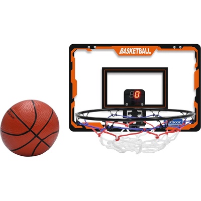 Basketbalový koš s počítadlem skóre