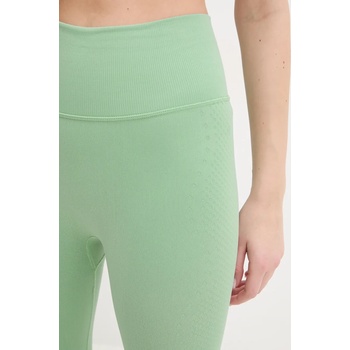 Casall Клин за йога Casall Scallop в розово с изчистен дизайн 24241 (24241.)