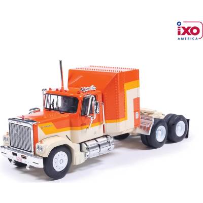 GMC General (1980) Oranžová IXO 1:64
