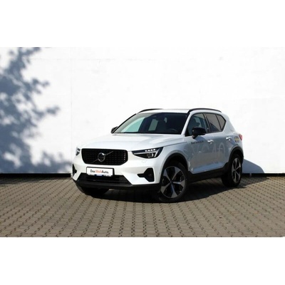 Volvo XC40 145 kW