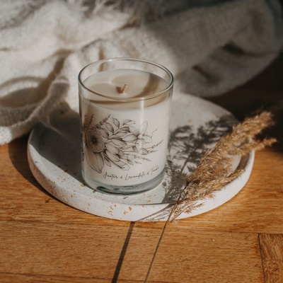 VONTREE CANDLE Jantar a Levandule 250 ml