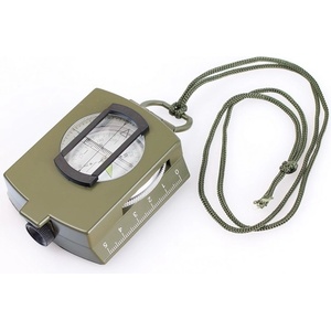 Levenhuk Компас Levenhuk Army AC10, за навигация и ориентиране, с течност, прорез за виждане, мащабни карти и нивелир с мехурче, две скали: скала в сантиметри и скала в инчове, кафяв (74116)