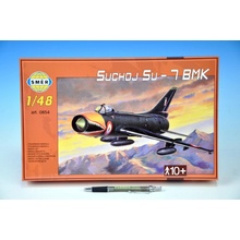 Směr plastikový model letadla ke slepení Suchoj SU-7 BMK slepovací stavebnice letadlo 1:48