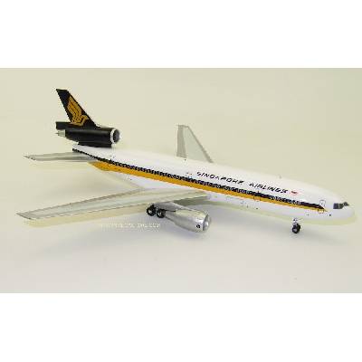 Inflight200 DC-10-30 Singapore Airlines 1980s Colors 1:200