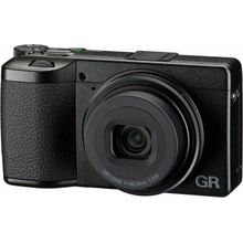Ricoh GR IV